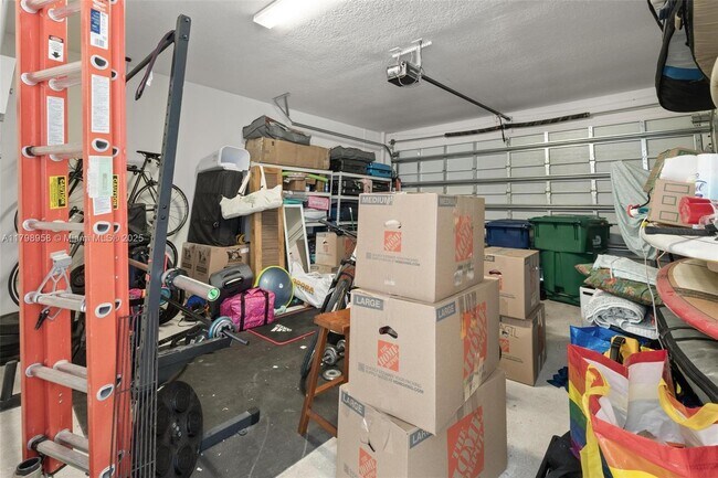 Building Photo - 10263 NW 66th St