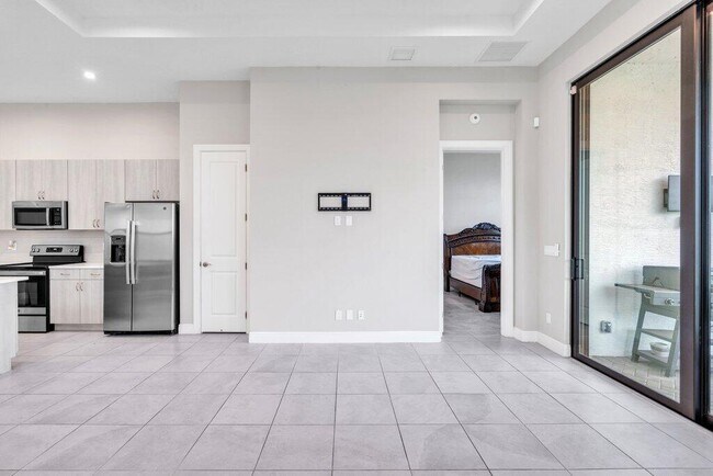 Building Photo - 9399 SW Pepoli Way