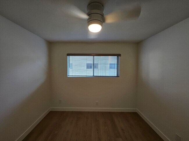Building Photo - Modern Comfort Meets Convenience — 4-Bedro...