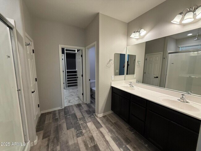 Building Photo - 21217 W Granada Rd