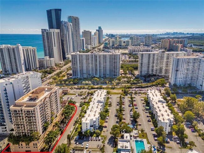 Building Photo - 17555 Atlantic Blvd