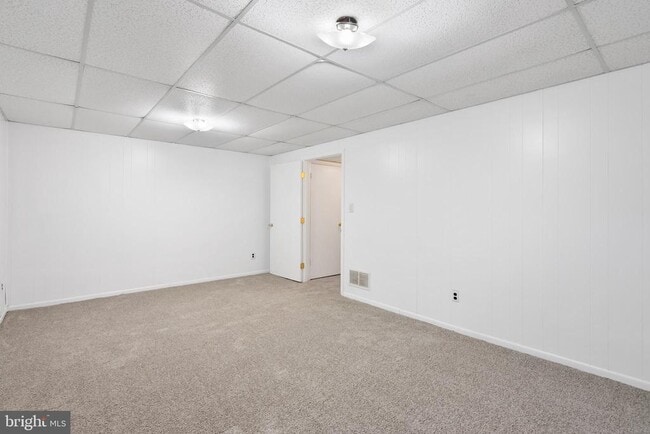 Building Photo - 1851 Sharwood Pl