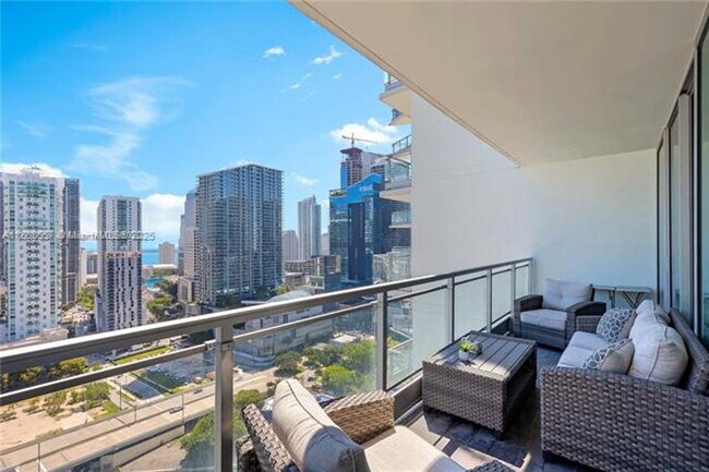 Building Photo - 92 SW 3rd St