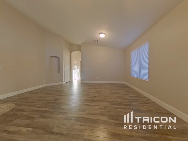 Building Photo - 2191 S 160th Ln