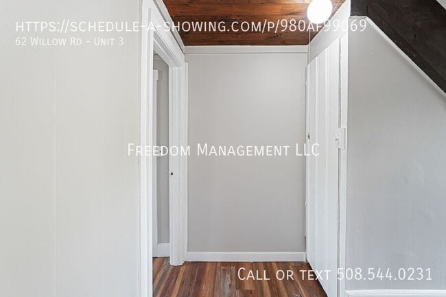 Building Photo - 62 Willow Rd