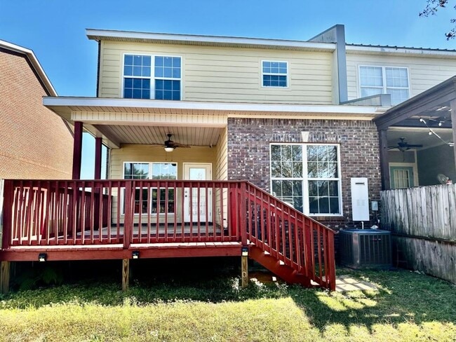 Building Photo - 124 Whitney Ave