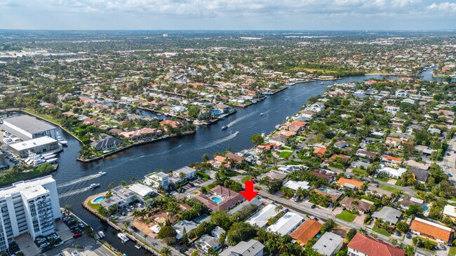 Building Photo - 3208 Marine Dr