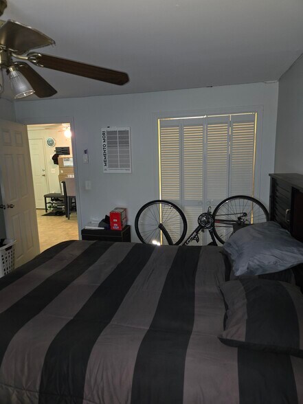 Bedroom - 56 Edgeworth St