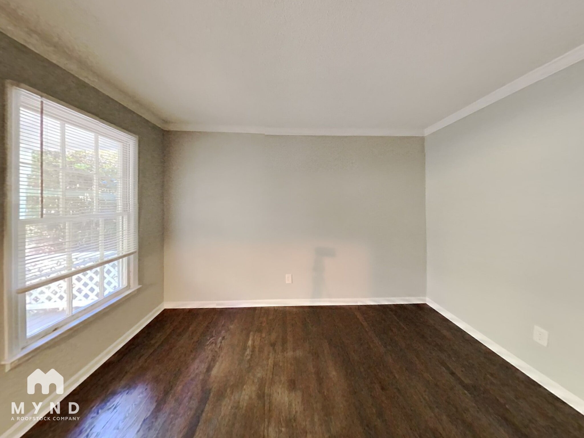 Building Photo - 2122 Yorkshire Ct