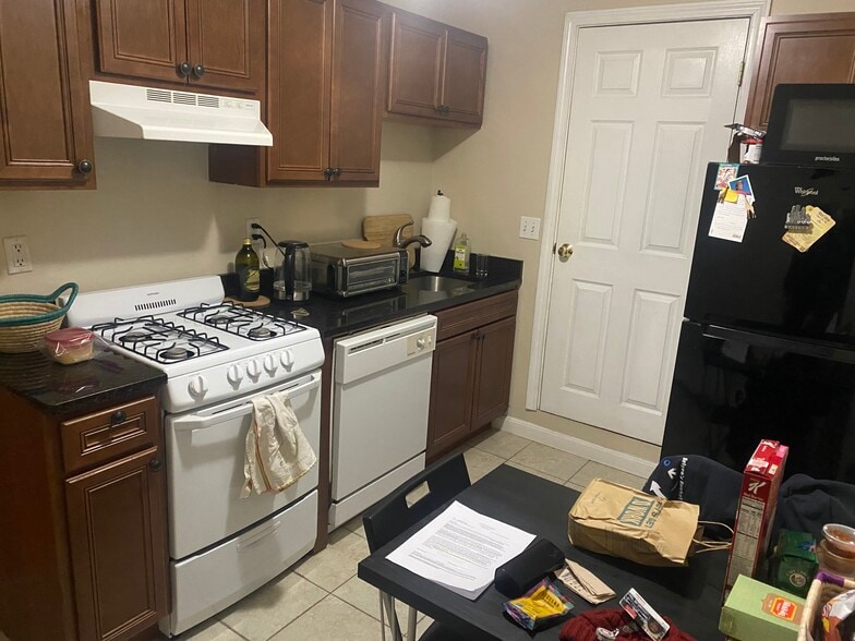 Building Photo - 30 Fleet St