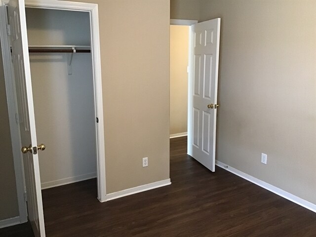 Building Photo - 10227 Rolleston Ln
