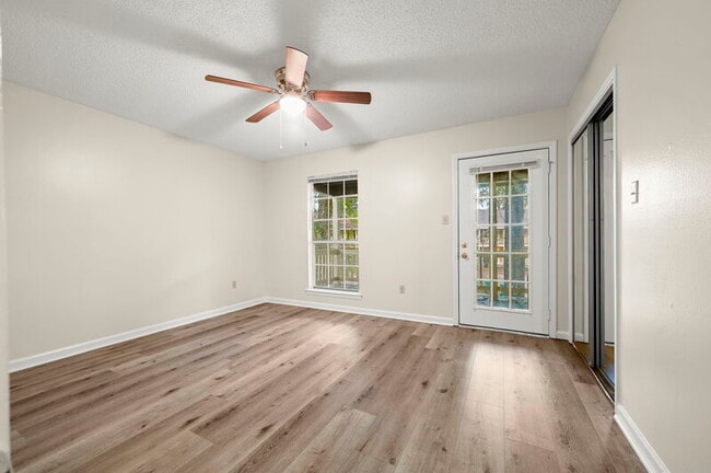 Building Photo - 5379-117 Rosedown Ct