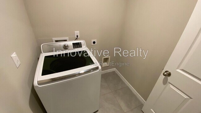 Building Photo - 2522 Sweet Viburnum Wy