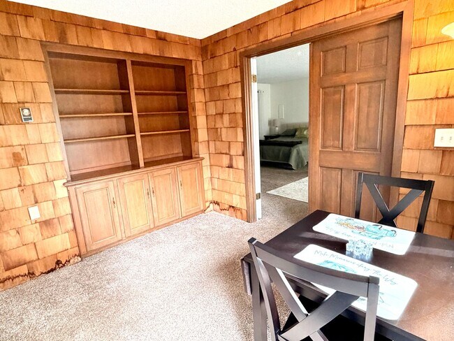 Building Photo - Cozy & Private Fircrest Unit with Garden Space