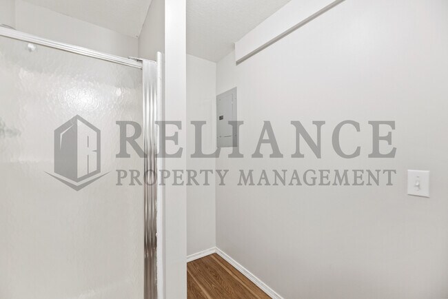 Building Photo - 2928 N Holyoke St