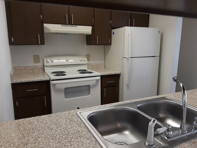 Building Photo - Ashton Park Apartments