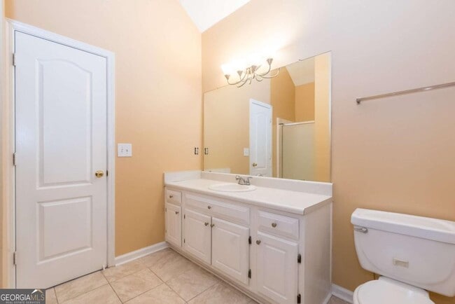 Building Photo - 235 Summer Hill Cir