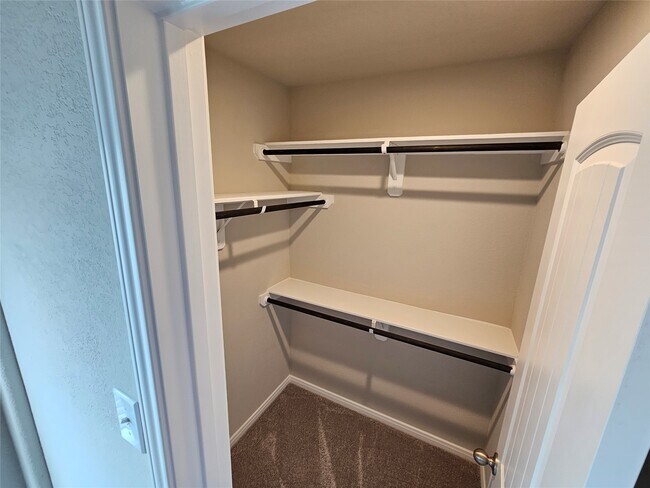 Building Photo - 25609 Aster Trl