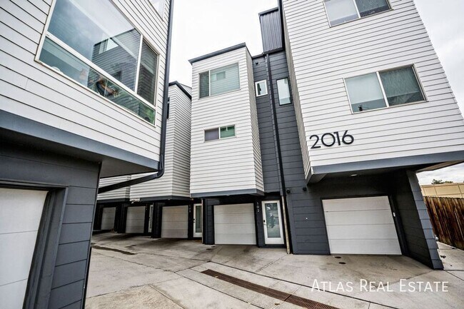 Building Photo - 2016 N Bryant St