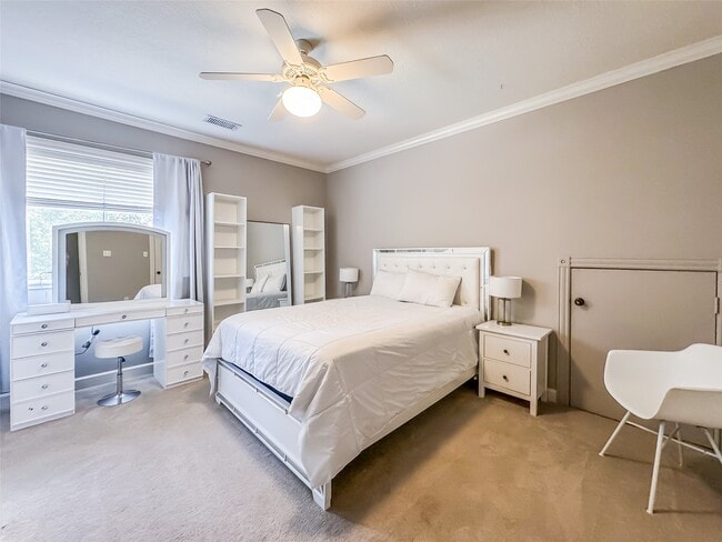 Building Photo - 38 E Thymewood Pl