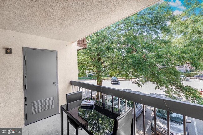 Building Photo - 3808 Laramie Pl