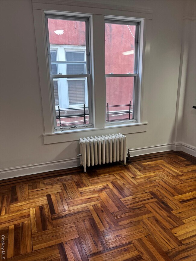 Building Photo - 1129 Noble Ave