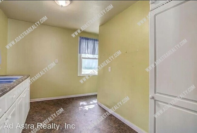 Building Photo - Awesome Location in Waldo-Coming SOON!!!