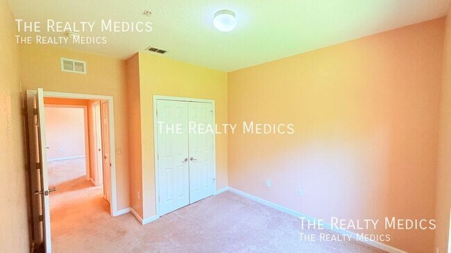 Building Photo - 6265 Contessa Dr