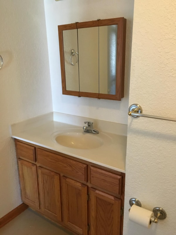 Building Photo - 600 W Broadway Blvd