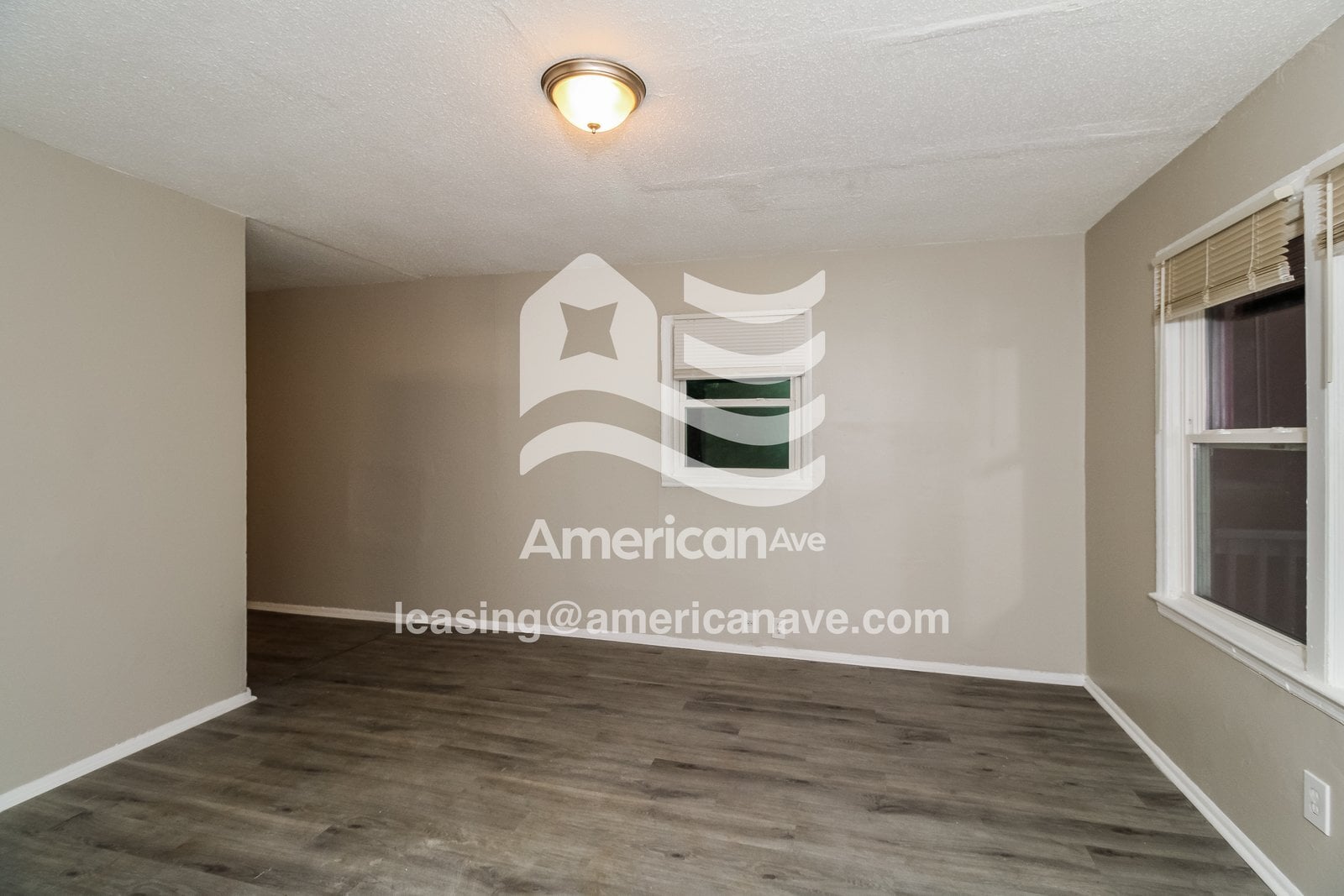 Building Photo - 212 Woodcrest Dr