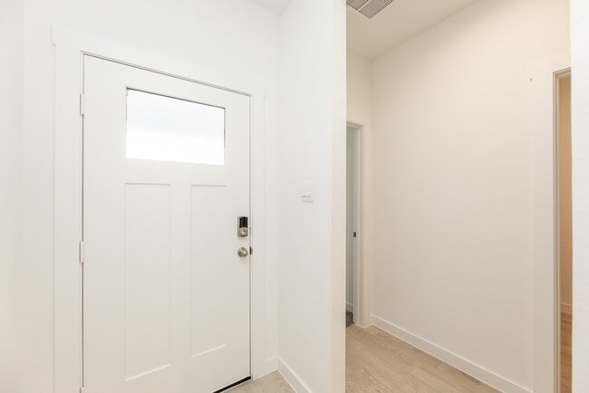 Building Photo - 31719 Kellan Grv Ct