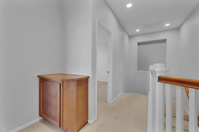 Building Photo - 1423 Caminito Garibay