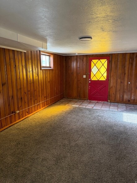 Building Photo - 3546 S Van Buren Ave