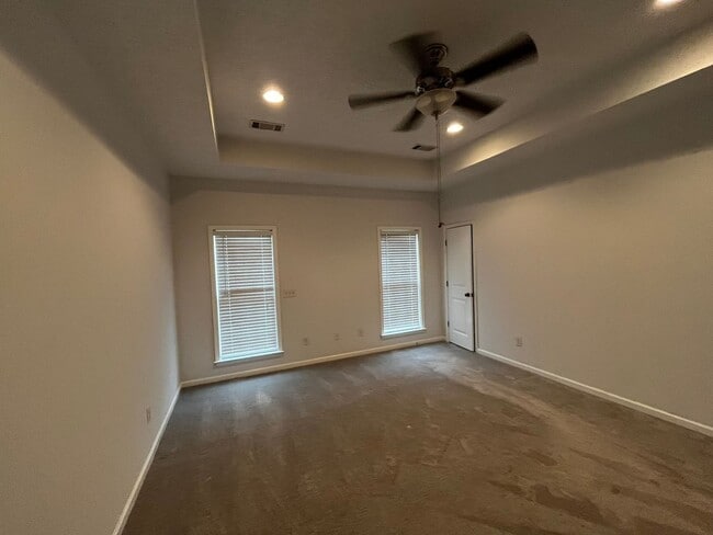 Building Photo - New to the Market! Welcome Home!
