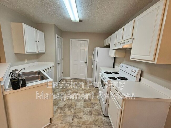 Building Photo - 1775 Graystone Dr