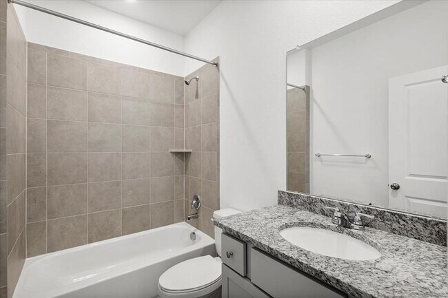 Building Photo - 1409 Alana Fls Ave