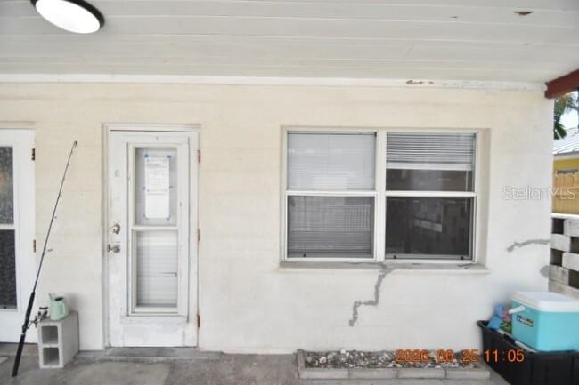 Building Photo - 146 Coral Ave