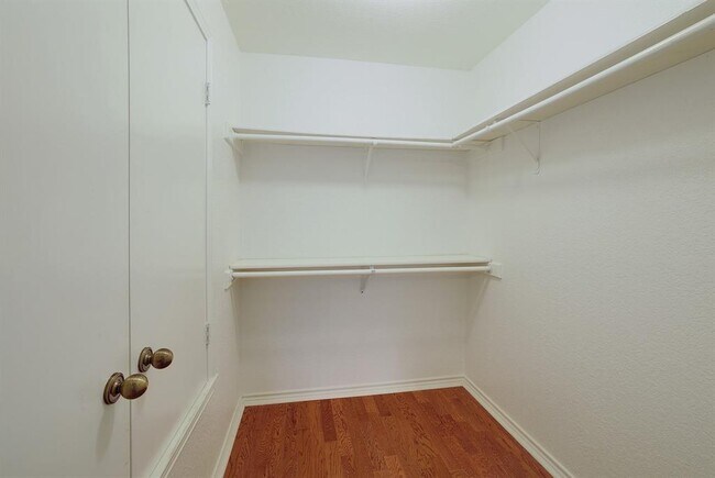 Building Photo - 8200 Neely Dr