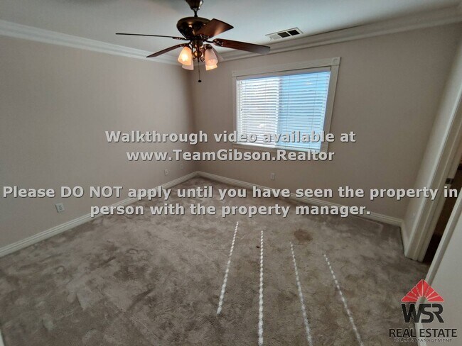 Building Photo - Beautiful 4 bedroom / 3 bathroom home