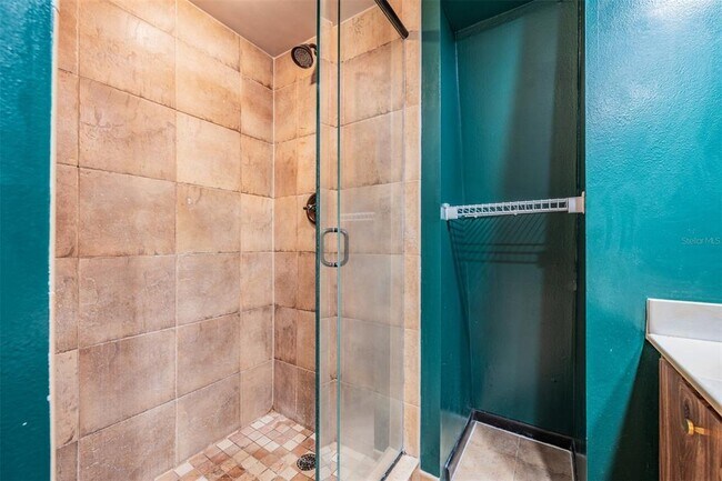 Building Photo - 2710 4th Ct