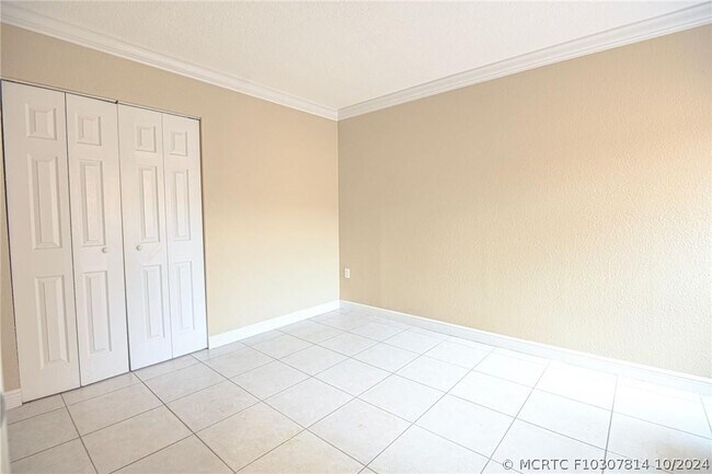 Building Photo - 1178 NW 124th Ave