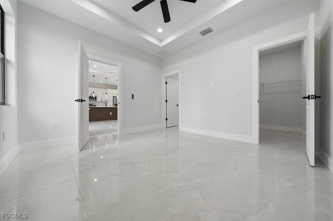 Building Photo - 134 Harold Ave S