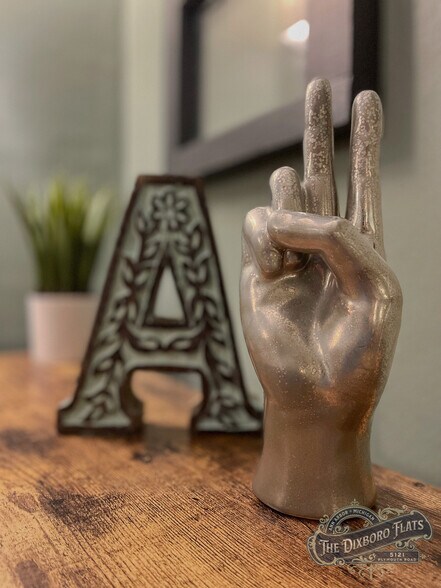 Building Photo - 5121 Plymouth Road