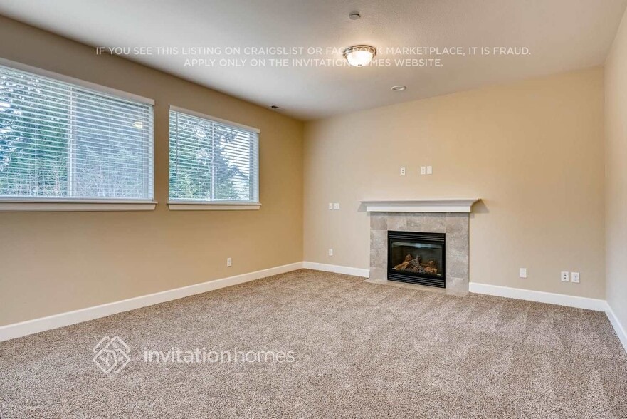 Building Photo - 18302 101st St E