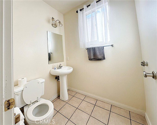 Building Photo - 15758 Cadwell St