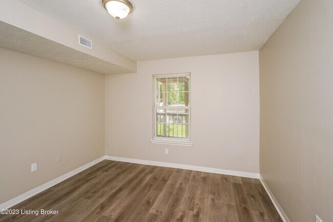 Building Photo - 1439 Beech St