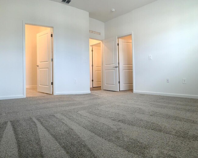 Building Photo - 10696 Words Dr