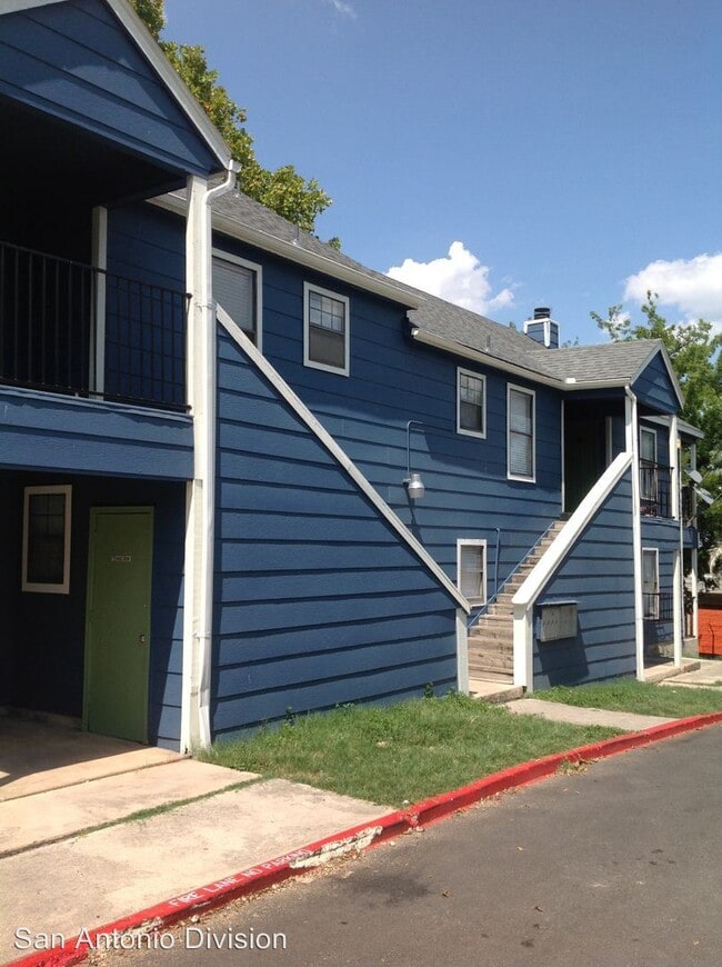 Building Photo - 100 Cloudhaven Dr