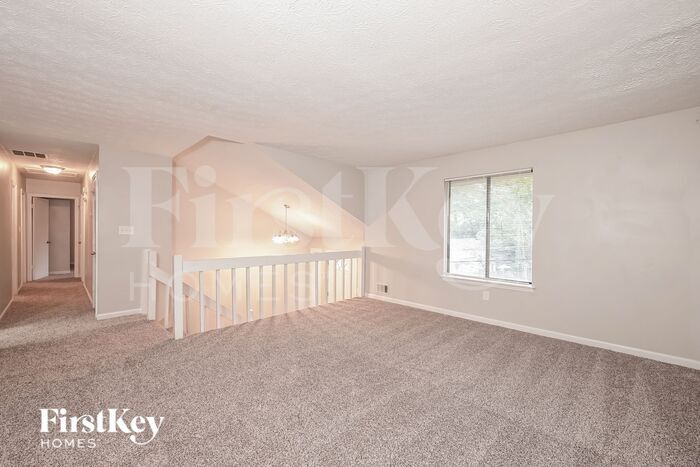 Building Photo - 3393 Hollow Tree Dr