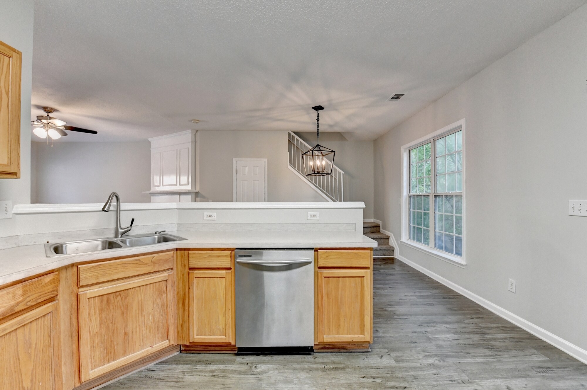 Building Photo - 3415 Oxwell Dr